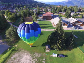 © Hot air balloon flights with Compagnie des Ballons / Heaven is Yours - @S.REY