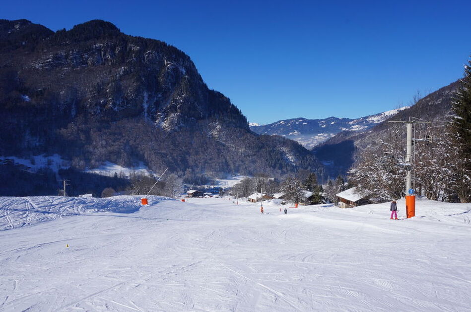 © Sixt-Fer-à-Cheval Learning area for downhill skiing - Laurent Vriez