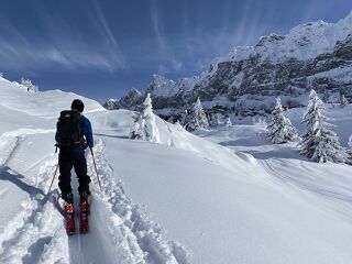 © Ski touring to Bostan - Mathilda Manzi