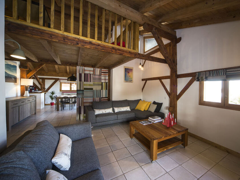 © Le Pernant Appartement in een vernieuwde boerderij Triollet - C Gerdil