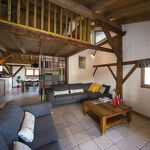 © Le Pernant Appartement in een vernieuwde boerderij Triollet - C Gerdil