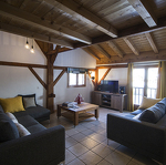 Le Pernant Appartement in een vernieuwde boerderij Triollet