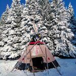 Snowshoeing and dinner in a teepee