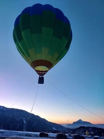 © Vol captif en montgolfière - Coralie BAUDRIER
