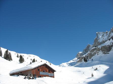 Refuge de Bostan (unmarked snowshoe itinerary)
