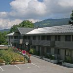 © Facade hotel ecologique La Croix de Savoie - La Croix de Savoie