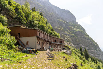 © Folly mountain refuge - OT Samoëns