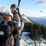 © Parapente-Planete-Vol-Biplace-Enfant-Les-Carroz-Hiver - Parapente Planète