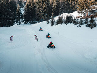 © Quad driving on ice - Mathis Decroux