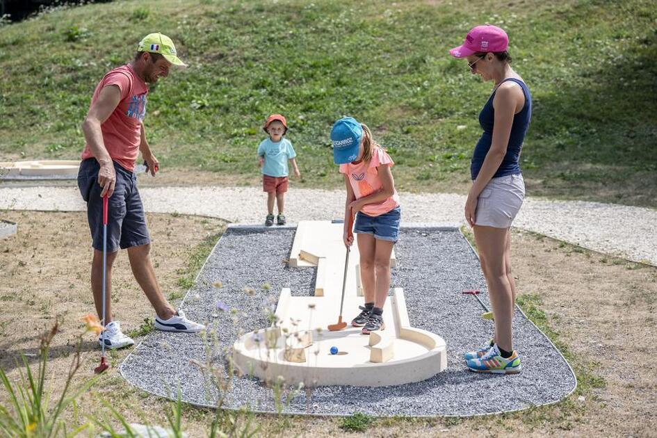 © Mini-golf - M.Moravski