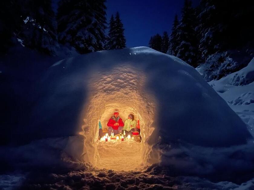igloo apetizer with Igloo Raquettes_Les Carroz-d'Arâches