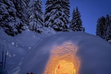 Goûter dans l'igloo_Les Carroz-d'Arâches