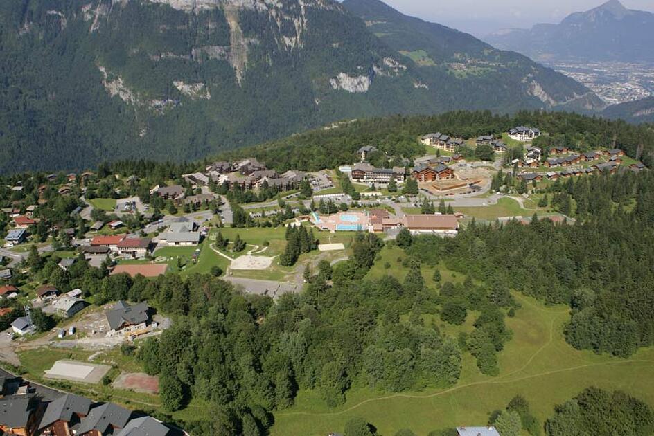 © parapente-les-carroz - Monica Dalmasso pour OT Les Carroz