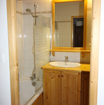 Le Plane - foot of ski slope - 2 bedrooms - 6 persons