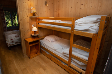 © Chambre 4 personnes - Plein soleil - La Ferme du Lays_Les Carroz-d'Arâches - Aurélie LEGOFF