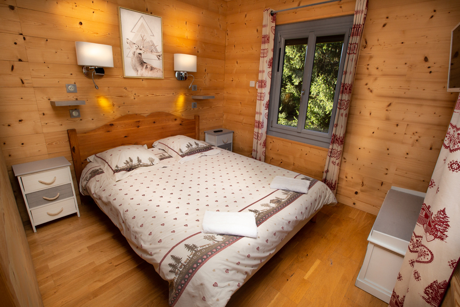 © Chambre 4 personnes  - Les Molliets - La Ferme du Lays_Les Carroz-d'Arâches - Aurélie LEGOFF