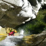 © Canyoning with the Bureau des Guides - Bureau des guides