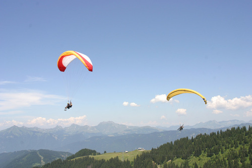 The Kédeuze paragliding take-off area