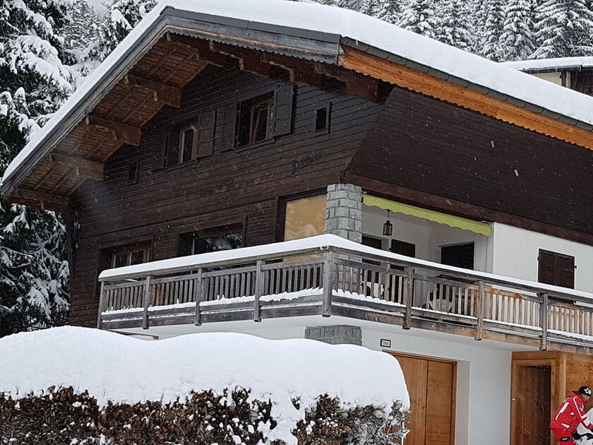 © Chalet en hiver - M-P Gevaux