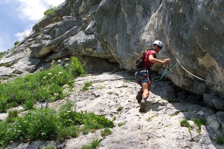 Via ferrata aux environs des Carroz