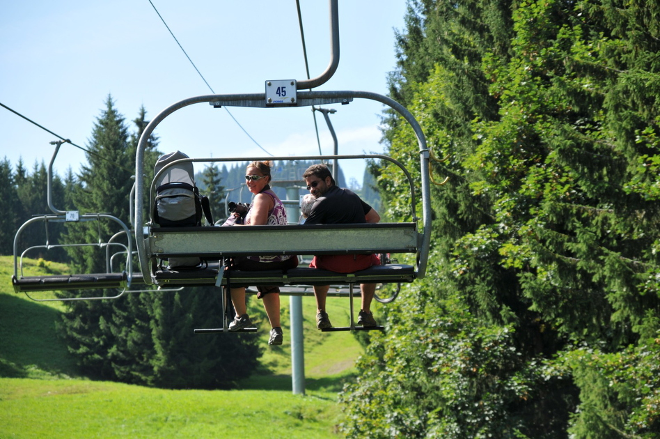 Les Esserts chair lifts