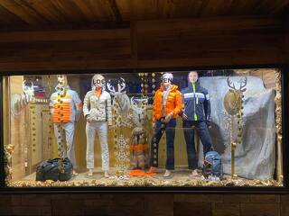© Netski Alex Sports - Vitrine